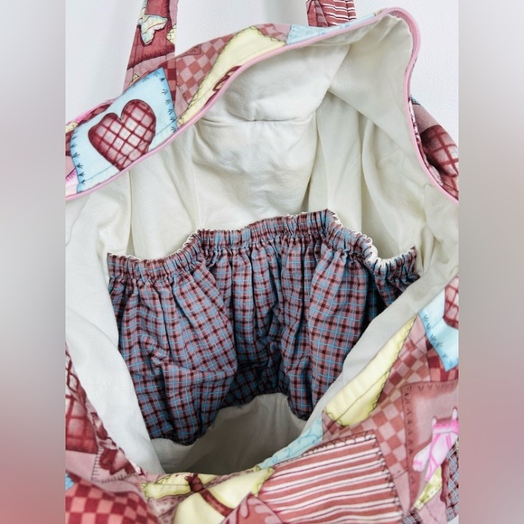 Patchwork cotton zippered duffle shoulder bag, crossbody, Garden Inspired - Picture 7 of 8